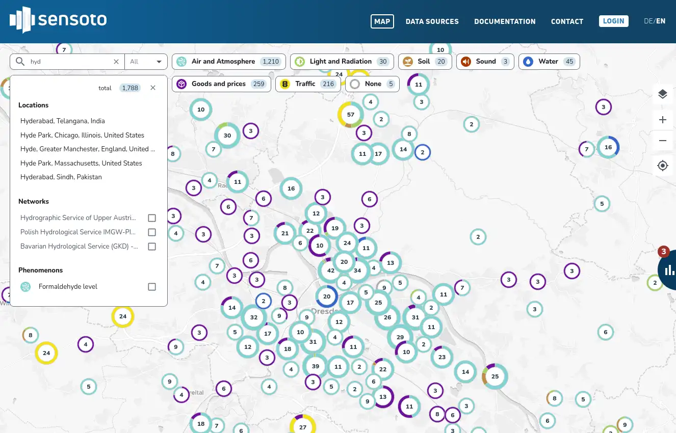 Screenshot of the SENSOTO application, showing sensor locations in the city of Dresden.